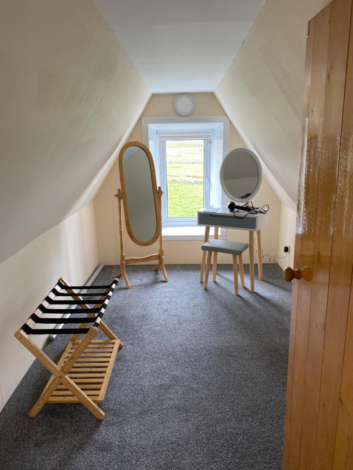 Cnoc Ruaraidh Cottage Kilmuir  Exterior photo